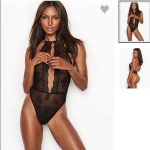 NWOT VERY SEXY KEYHOLE LACE TEDDY